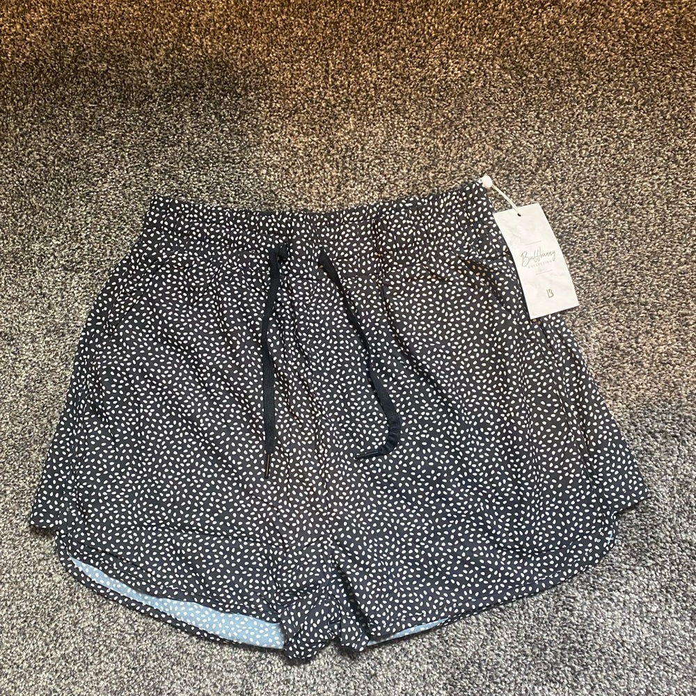 Buff bunny Flo short V2